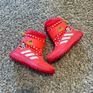 Adidas Minnie Mouse snow boots